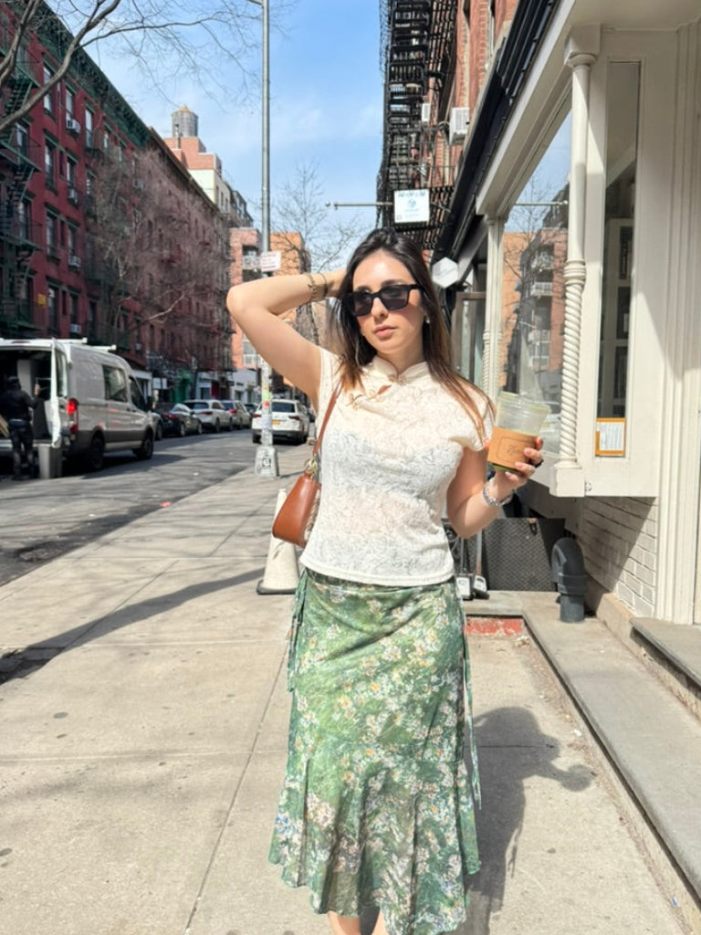 Cotton Cream Qipao Lace Top with Gold Knot