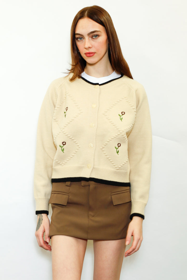 Wool Cream Floral Motif Cardigan