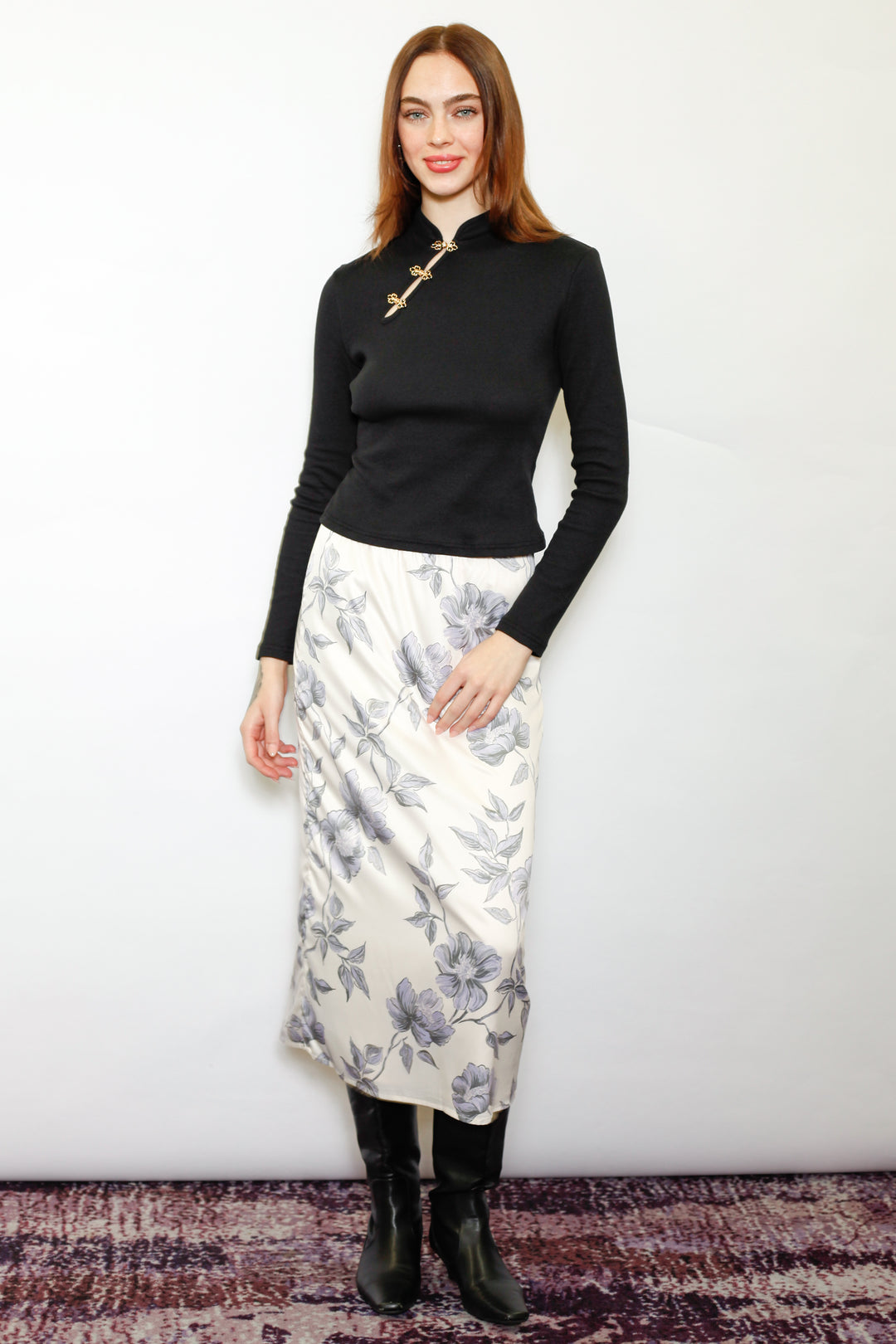 Cotton Black Qipao Ribbed Sweater with Gold Knot