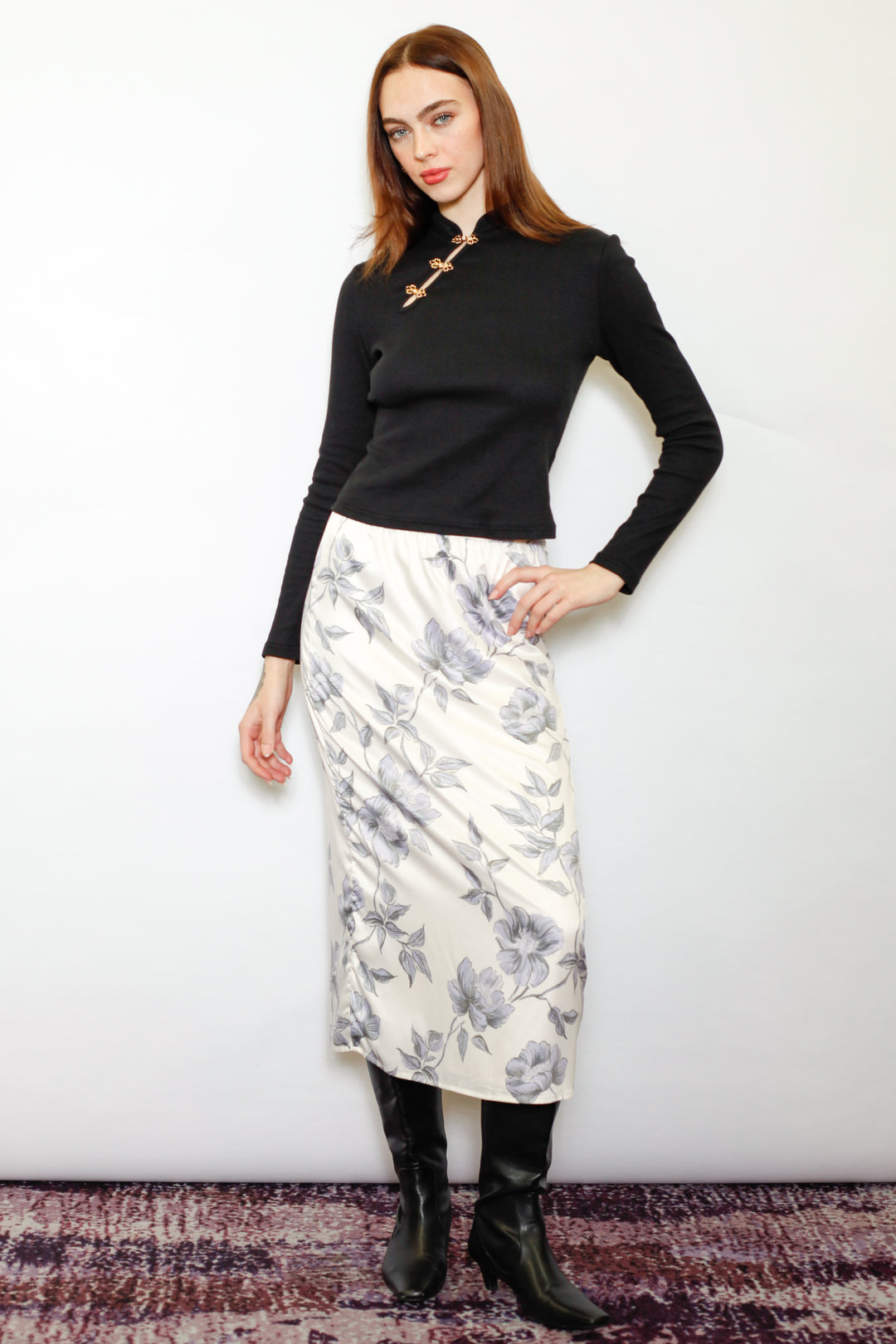 Cotton Black Qipao Ribbed Sweater with Gold Knot