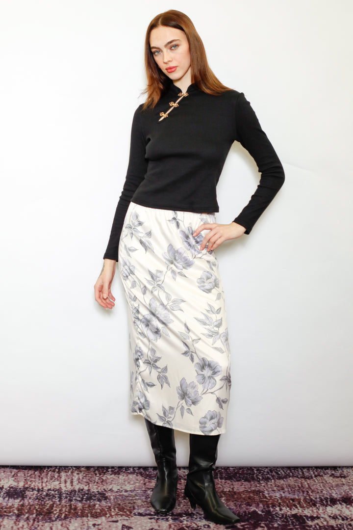 Cotton Black Qipao Ribbed Sweater with Gold Knot