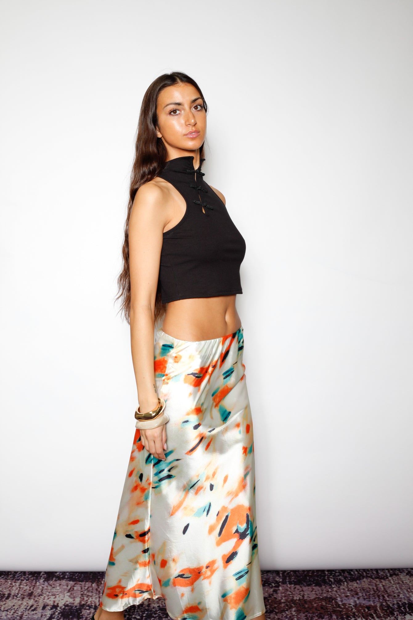 Snow Xue Gao Cotton Knit Black Qipao Knot Crop Top – SNOW XUE GAO