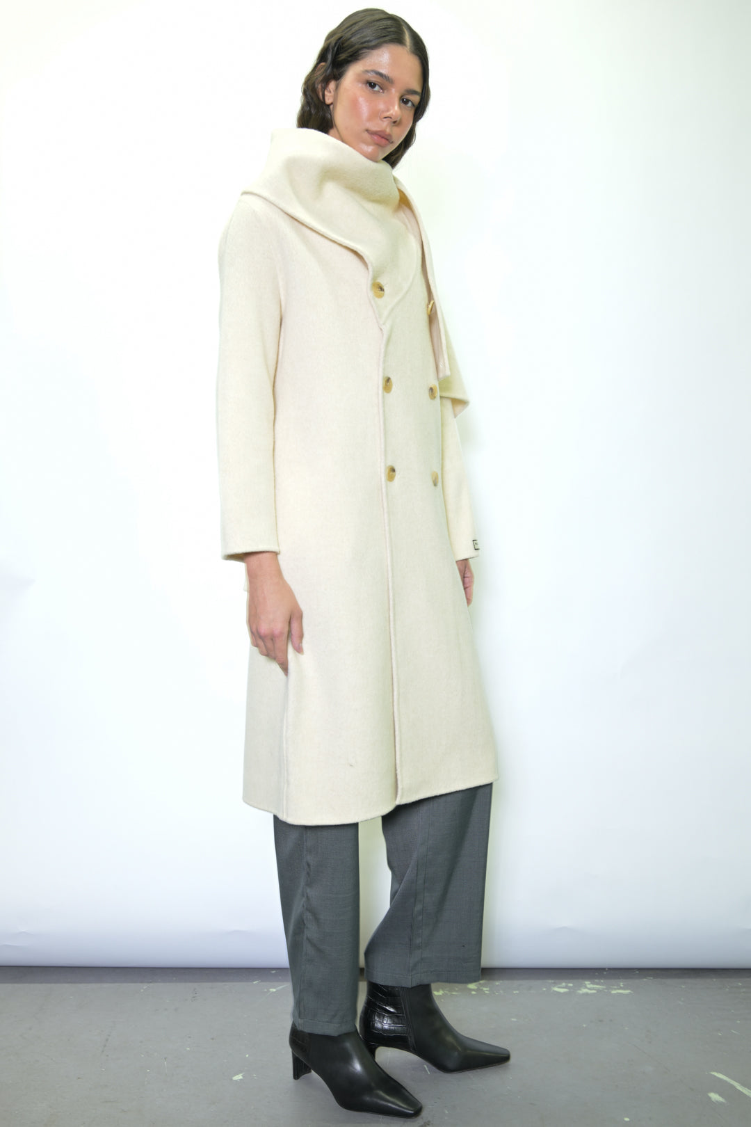 100% Merino Wool Ivory Scarf Coat
