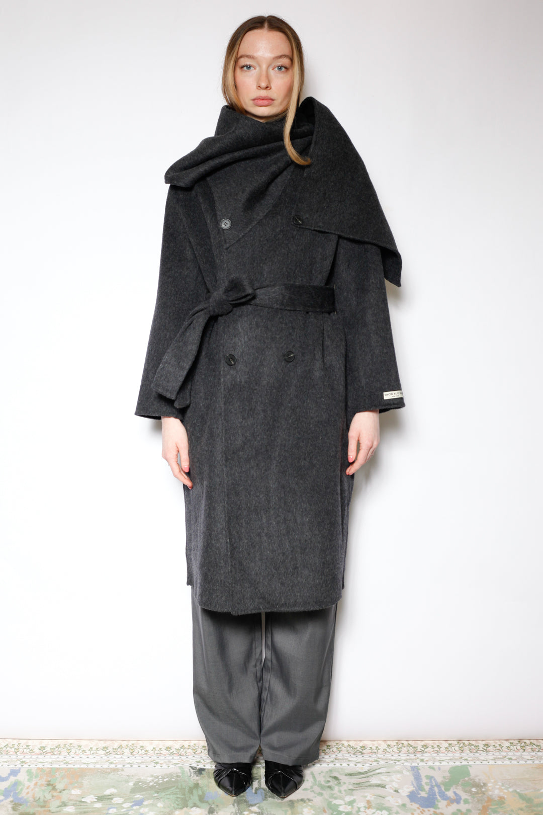 100% Merino Wool Gray Scarf Coat