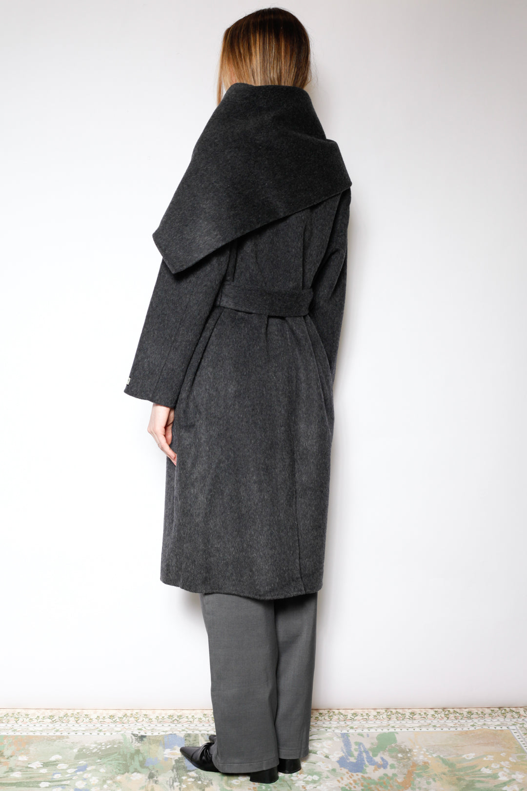 100% Merino Wool Gray Scarf Coat