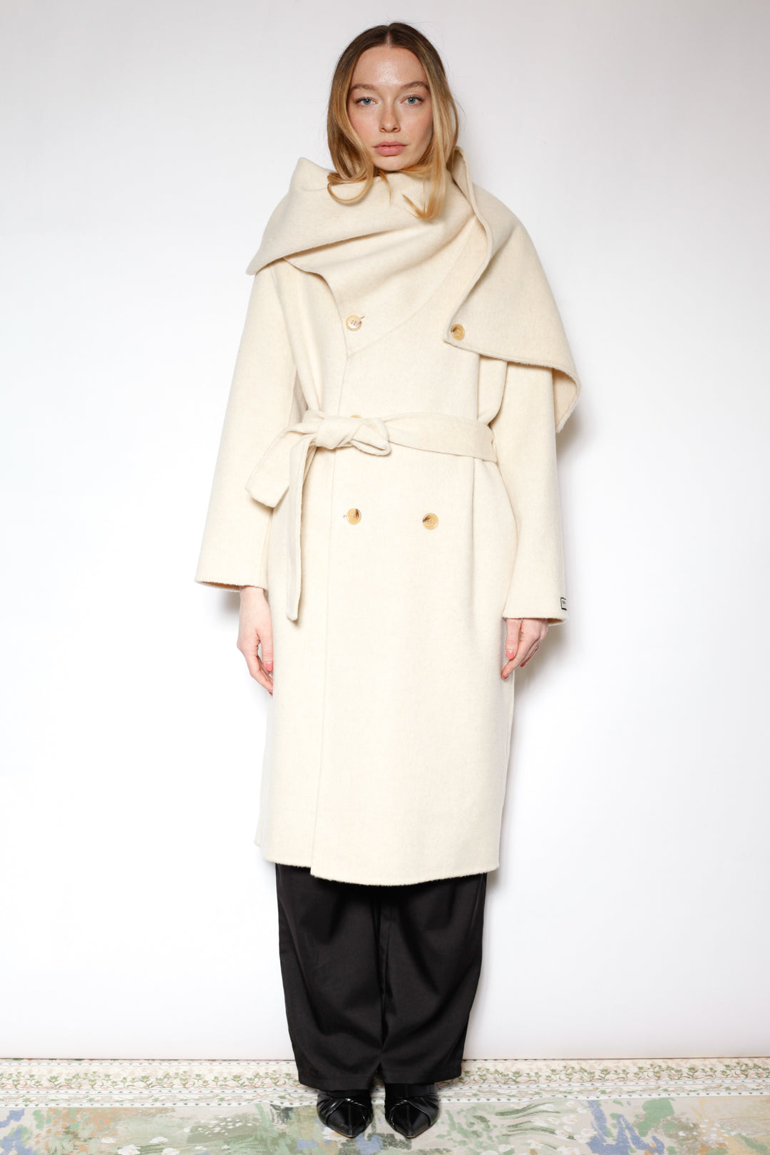 100% Merino Wool Ivory Scarf Coat