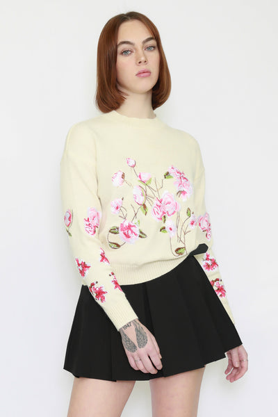 Wool Embroidery White Floral Sweater