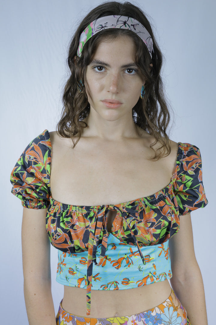 Top de mucama con estampado floral 